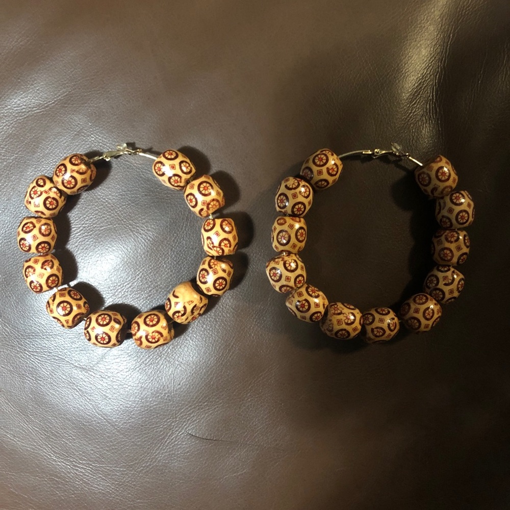 Earring - Picture 2 of 2